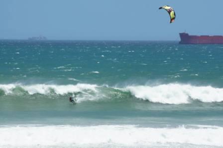 kite waves cape town